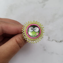 Load image into Gallery viewer, Frog Green and Pink Beaded Ring
