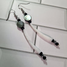 Load image into Gallery viewer, Dentillium Singles Beaded Earrings
