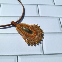 Load image into Gallery viewer, Beaded Choker Pendant in Brown
