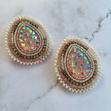 Load image into Gallery viewer, Shimmering Beige Beaded Earrings
