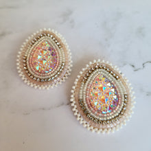 Load image into Gallery viewer, Shimmering Beige Beaded Earrings
