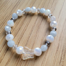 Load image into Gallery viewer, Stretchy Beaded Bracelet
