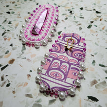 Load image into Gallery viewer, Magenta Beaded Earrings
