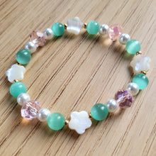 Load image into Gallery viewer, Stretchy Beaded Bracelet
